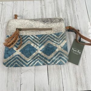 NWT MYRA Floto Blue Crossbody Bag/Purse/Wristlet